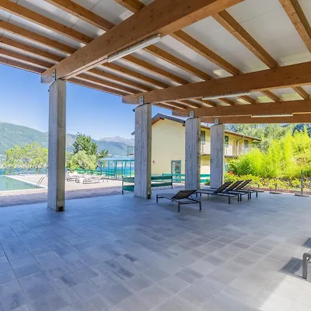 Brezza Del Lario Bilocale Giardino 21-22-23-24 Apartmán *