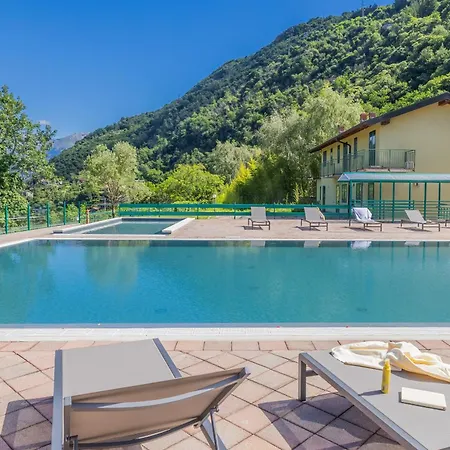 Brezza Del Lario Bilocale Giardino 21-22-23-24 Apartmán