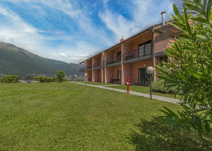 Appartamento Brezza Del Lario Bilocale Giardino Dervio